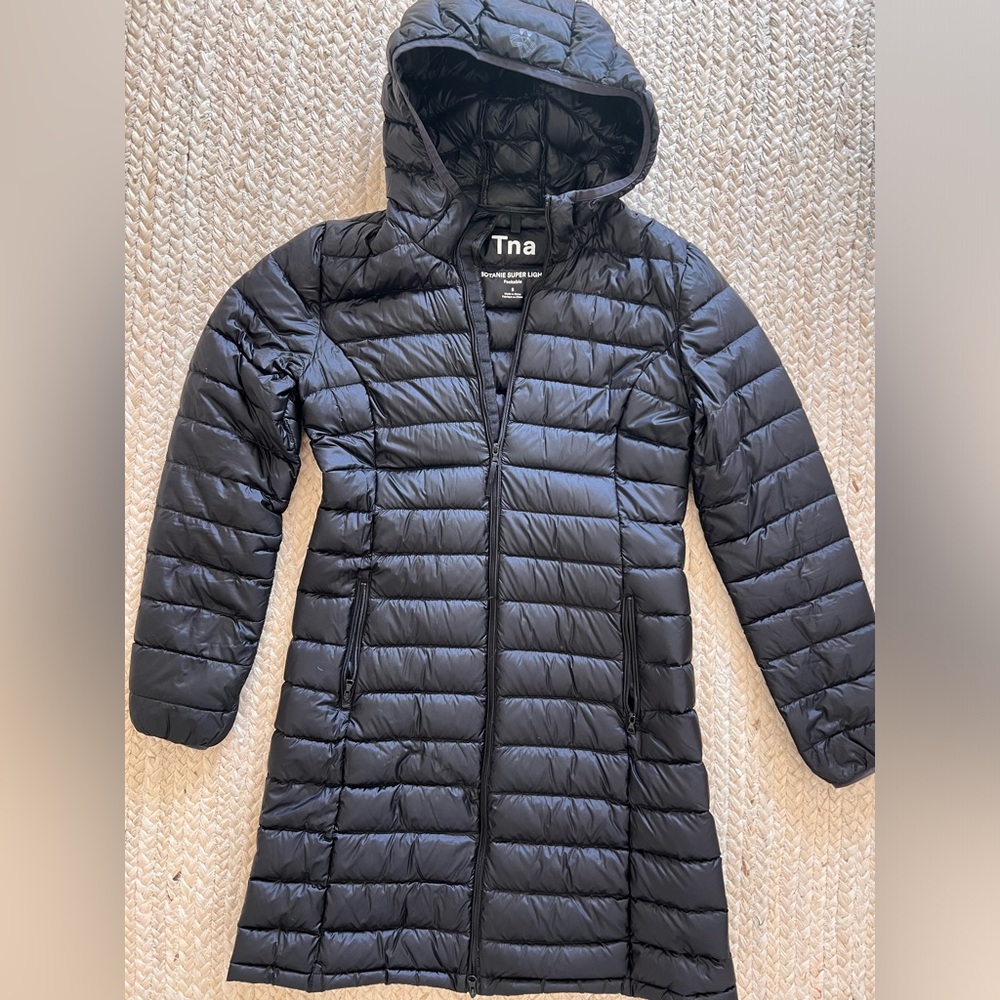 TNA Bonatie super light puffer jacket size small